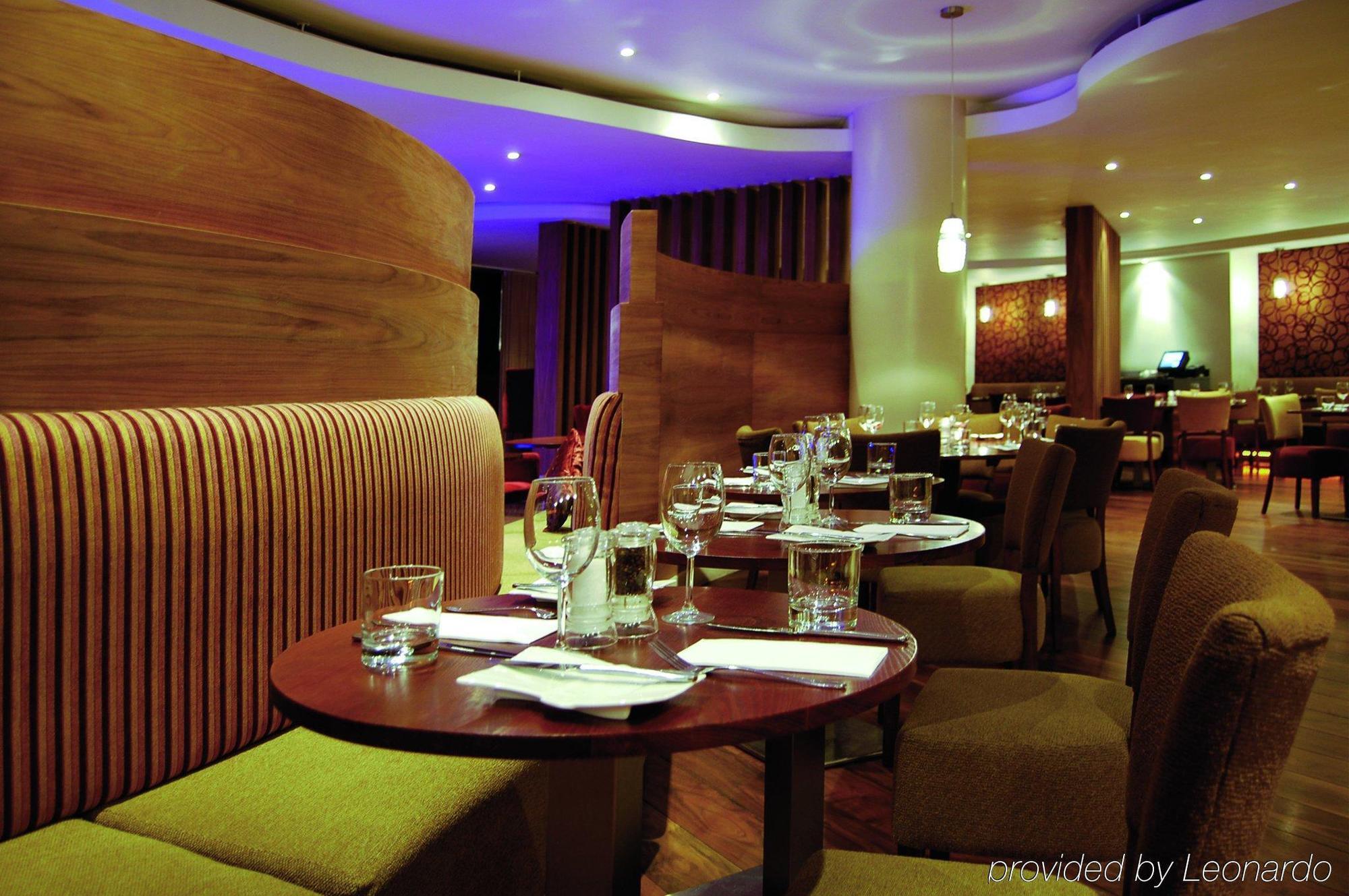ホテル シスル ユーストン  ロンドン レストラン 写真